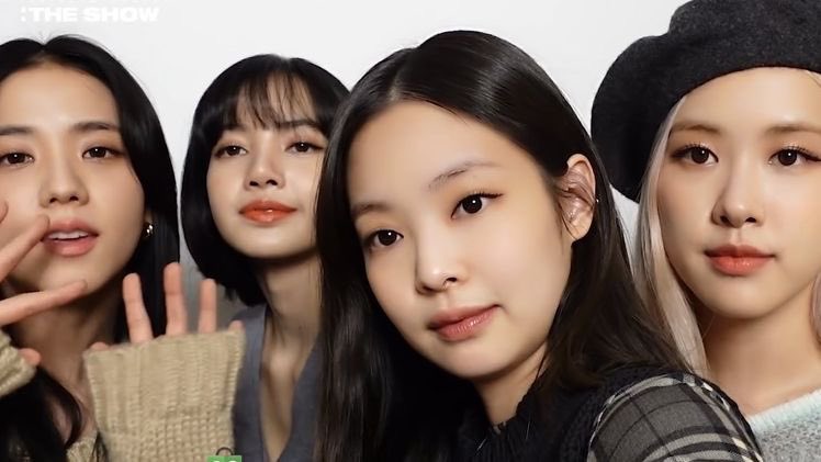 jisoosales's tweet photo. 𓂋 blackpink templates 𓂋

#blackpink #blackpinktemplates #jisoo #jennie #rosé #lisa blackpink templates #블랙핑크 #포카  블랙핑크 포카  리사 포토카드 ปราณปรียา มโบาล 김제니 김지수 박채영 리사 https://t.co/yIbpAxGRh1