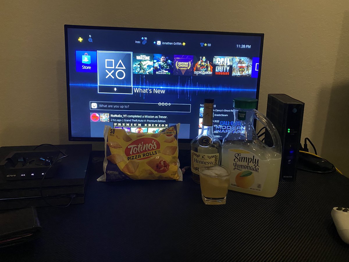Chicoo_suav's tweet photo. @UNiTY_GGs yo if y’all station don’t look like this for vanguard release you’re doing it wrong! Lol https://t.co/hq9SUWu0yX