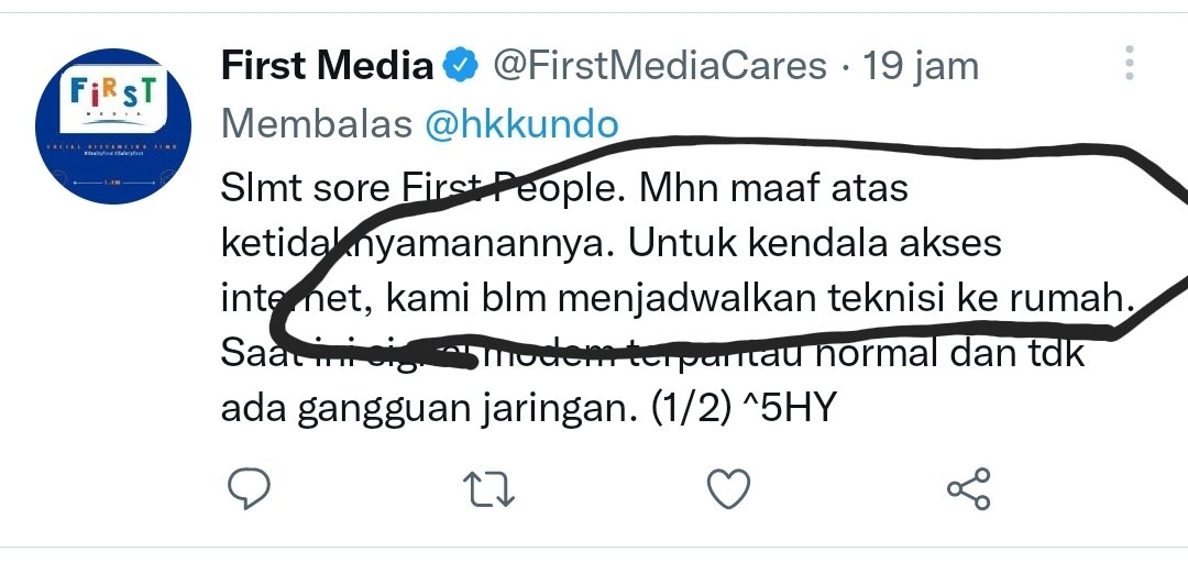 hkkundo's tweet photo. @FirstMediaCares Nih di jembrengin yah tweetnya. Dari tanggal 4, trus dibilangnya belum dijadwal, terus tanggal 6, trus terakhir lu jadwalin tanggal 8?! Udah gila apa di mundur mundurin mulu. Udah abis kesabaran. 4 hari gabisa internetan!! Tambah lagi sampe tanggal 8 emang belajar gila kalian!! https://t.co/7LjsxOW8Qe