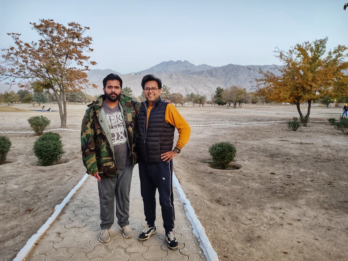 malihamza's tweet photo. Had a brisk walk with Nadir Gabol, completed 6 KM. Does walk matters ?  #walkchallenge #friends #MAliHamza https://t.co/YLgDgLBR52