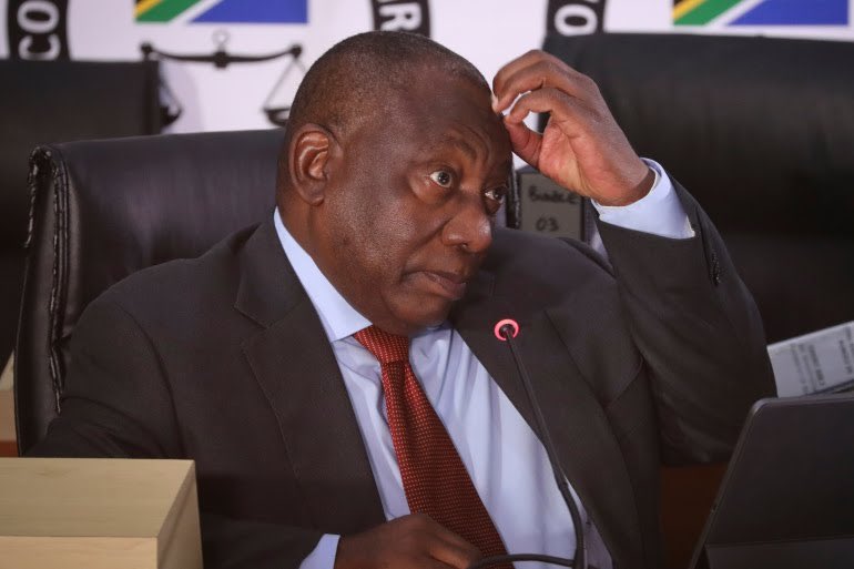 Some @MyANC leaders proclaimed Pres. <a href="/CyrilRamaphosa/">Cyril Ramaphosa 🇿🇦</a> as ANC 'saviour'. He was made the face of our campaign. It became a refrendum on Ramaphosa. What a disaster! With 46% we fell for the 1st time below 50%. A resounding vote of no confidence. To save our ANC Ramaphosa must go!