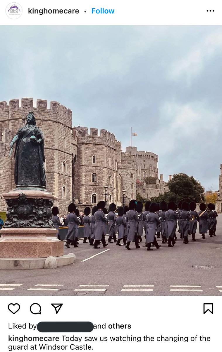LSgood2020's tweet photo. So, the Queen is supposedly at Sandringham. Yet I’ve shown the helicopter picture is old. The standard is flying at Windsor Castle, which indicates she should be there. Should we be worried about its height?!? 😬

#Megxit #SussexSquad https://t.co/vqoGH7WELM