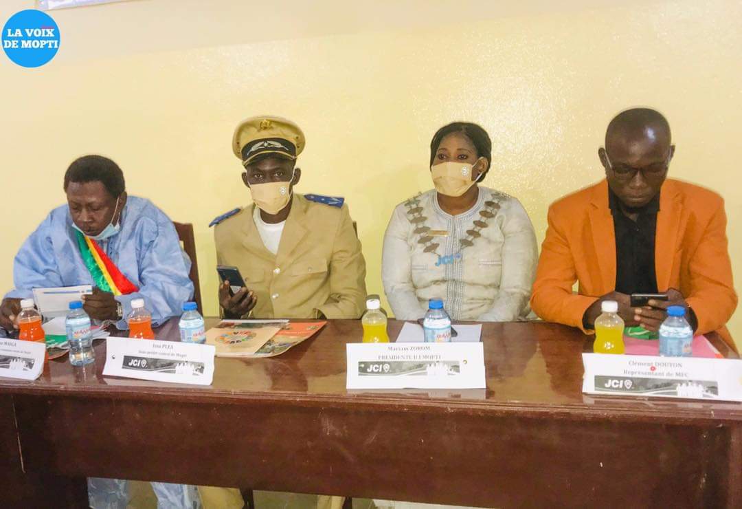 lavoixdemopti's tweet photo. #Environnement
La Jeune chambre internationale Mopti avec ses partenaires organisent le forum Environnemental National du 12 au 14 novembre. #Mopti https://t.co/MYIYMQGXc9