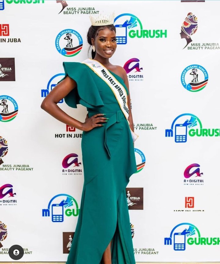 BomaSafaris's tweet photo. The #MISSJUNUBIA 👑👑 Queens Wish Y'all A Blessed Weekend ❤❤❤
Catch them live on the road to #TORITSAFARIDRIVE , interact and learn about the Causes they are passionate about. 
#BomaSafaris #TravelandTours #SSOT 
@VisitSouthSudan @TasteofSouthSud 
@AchollyArow @AsaraPanchol https://t.co/ZU2nUZbXGV