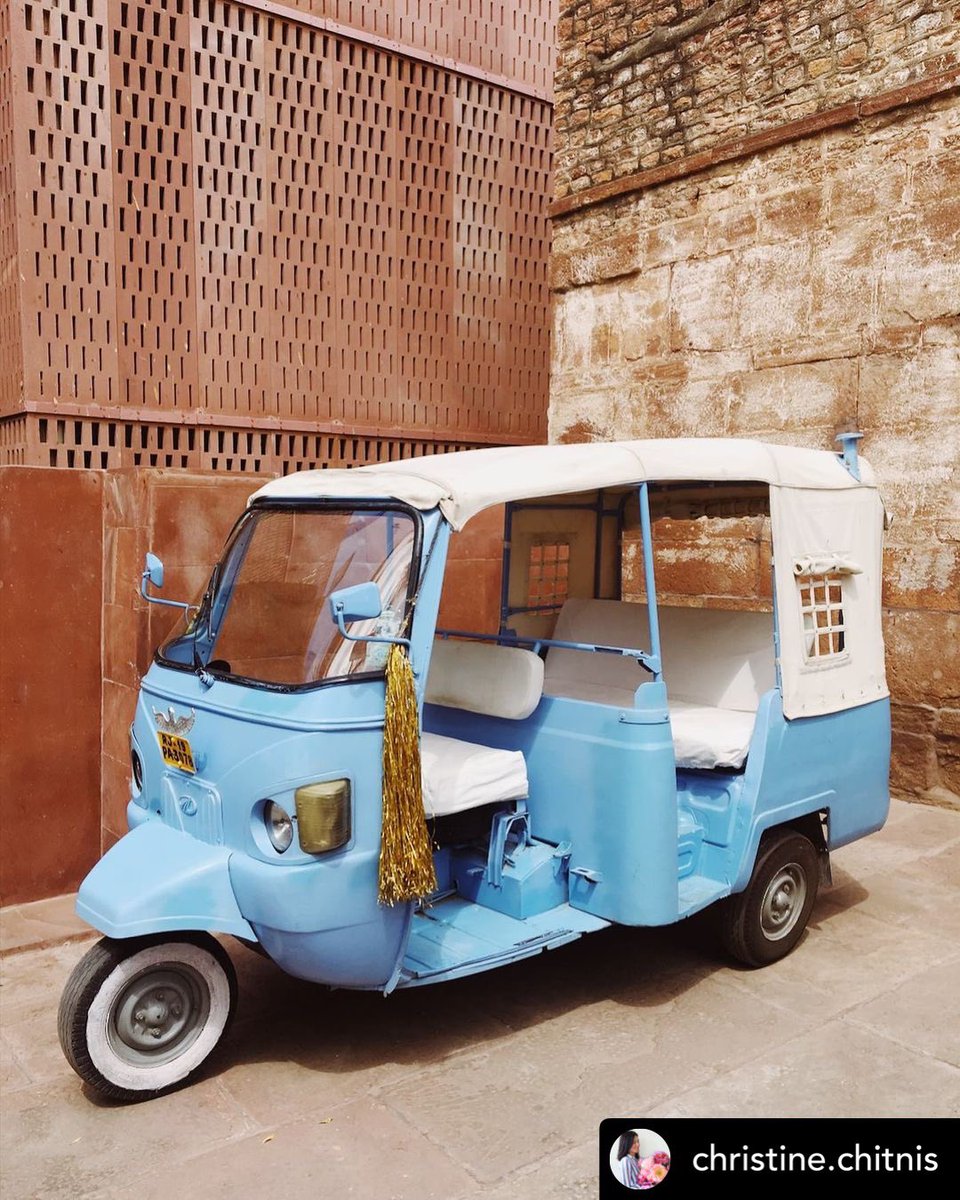 Quaint Shades of #Jodhpur!

Shot by @ch_chitnis 

Tag us / Use #ohmyrajasthan to get featured!

#patternsofindia #rajasthan #Incredibleindia #RajasthanTourism