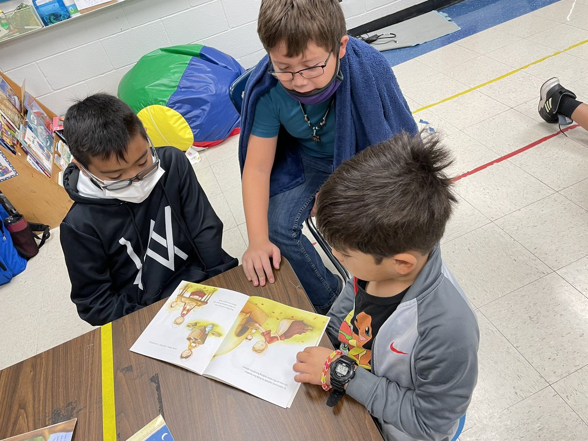 Absolutely love ending my week with our 5th grade buddies! <a href="/NISDOHT/">Oak Hills Terrace ES</a> #OHTreunited <a href="/KParrTeach/">Kellie Parr</a>