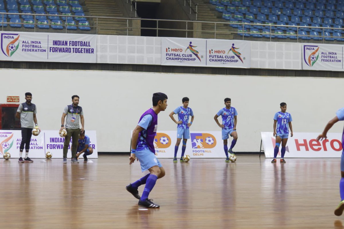 IndianFootball's tweet photo. Warm up β
#DFCMFC βοΈ #HFCC π #IndianFootball β½οΈ https://t.co/HtRB3bdTyc