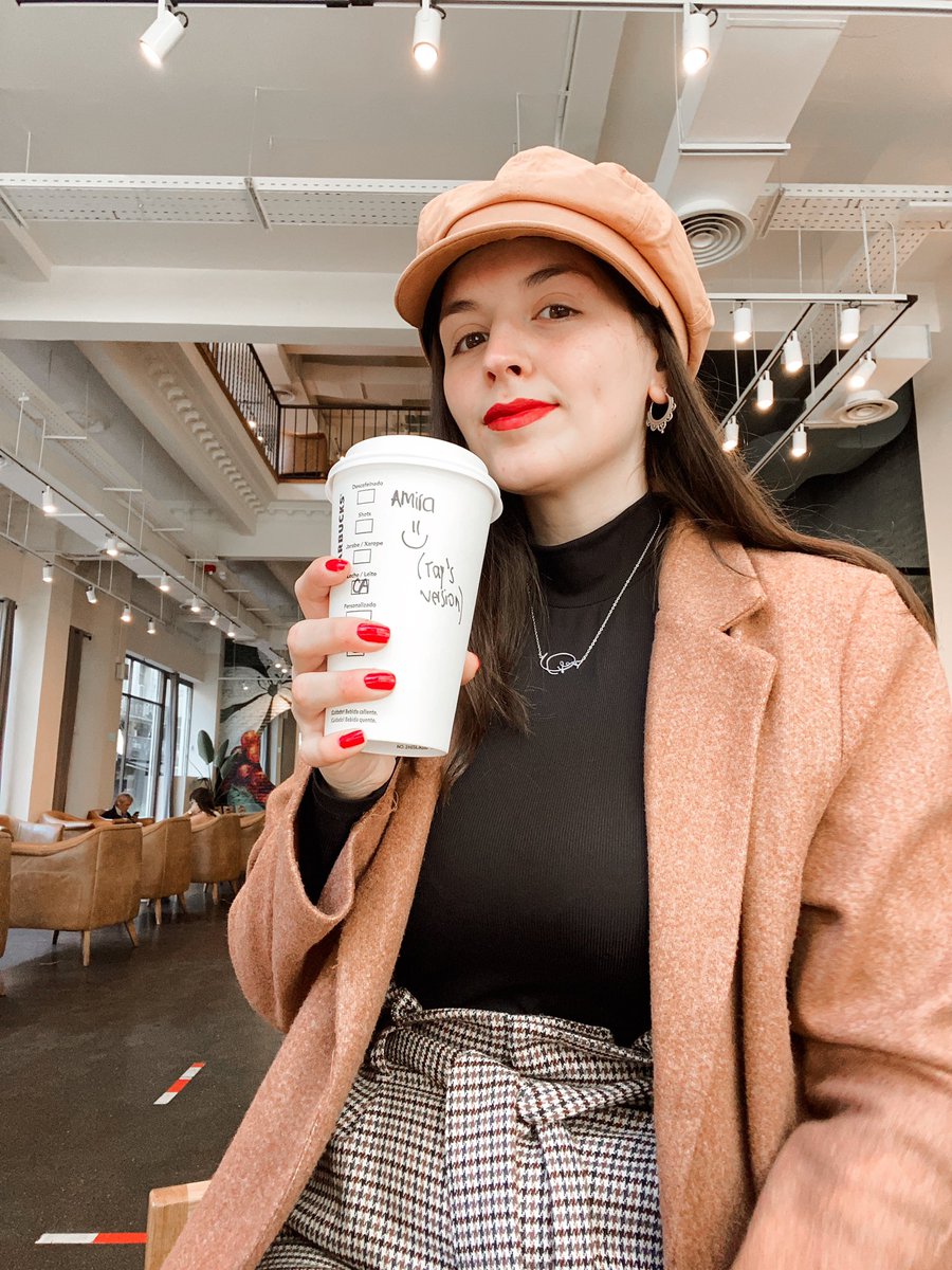 amitoowell131's tweet photo. @Starbucks …but on a friday, in a cafe.. i watched begin again ❤️🧣 it’s 8 am, i didn’t sleep because i was listening #RedTaylorsVersion  all night and i’m the first person in my country Uruguay buying @taylorswift13’s favorite beverage!!! i’m so happy🥺 @Starbucks https://t.co/xY4RwnB5uZ