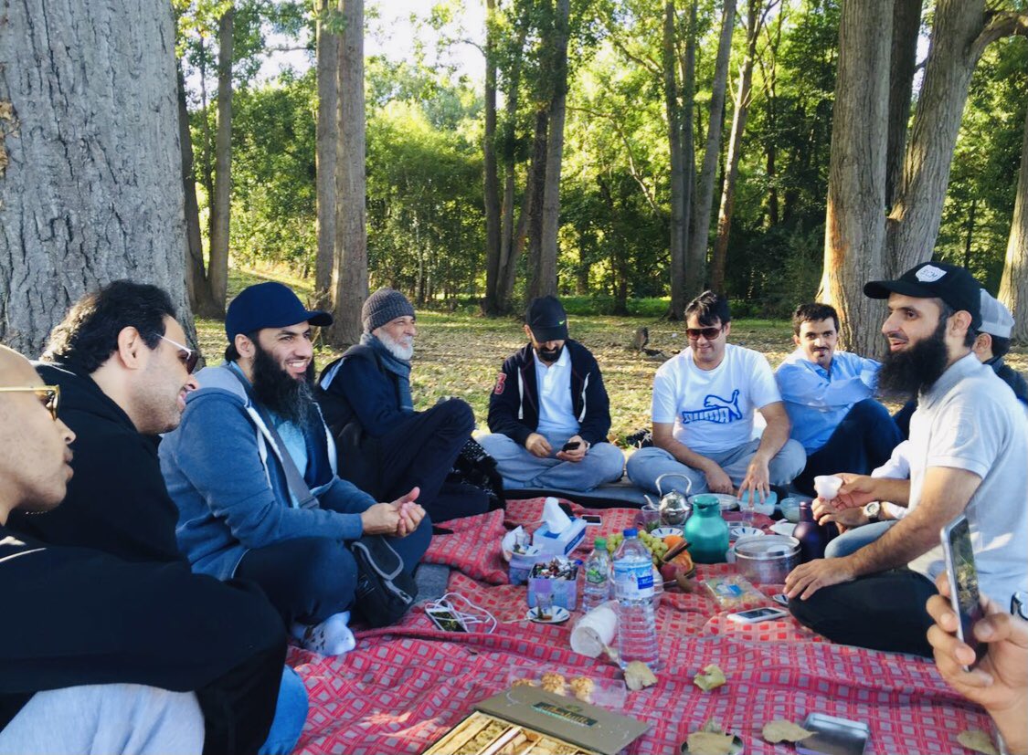 Q8Sulltan's tweet photo. اللهُم أظل #أبي تحت ظل عرشك يوم لا ظل إلا ظلك ولا باقٍ إلا وجهك، اللهُم طيّب ثراه وأكرم مثواه وأجعل الجنة مُستقرّه ومأواه . https://t.co/O1FDU6OiBG