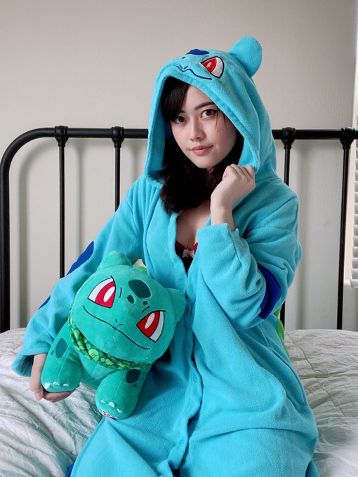 Watch erika 🐜's leaked NSFW photo on TwXstars