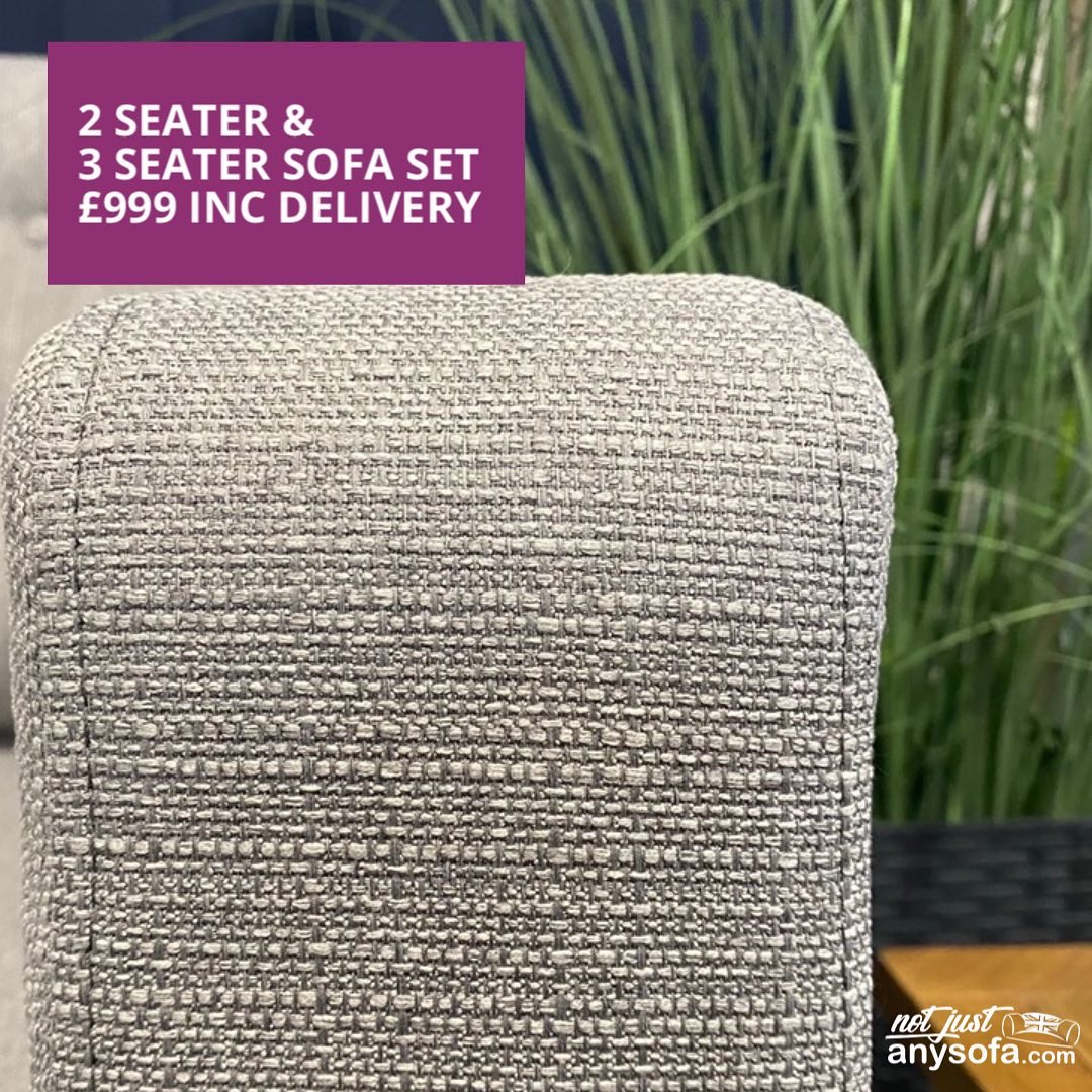 notjustanysofa's tweet photo. 2 Seater (140cm) &amp; 3 Seater (195cm) Sofa Set in Light Grey 

🏷£999
Including Delivery within 50 miles of shop

Hardwood Railed Frame 
Steel Sprung Base 
Solid Wooden Feet 
Fits great in smaller spaces 

#notjustanysofa #britishmade #sofa #armchair #footstool #stockitems #runcorn https://t.co/riu8gTye1D