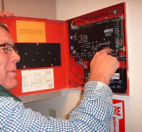 TpromoCom's tweet photo. #Fire #Alarm #Technician Southern California | #TpromoCom | Cal Building Systems.  Yorba Linda, CA. This job op is in our Southern CA Operation. We are seeking a Fire Alarm Technician to join our team! You will install and repair wiring and equipment https://t.co/W7qxxHjSAP https://t.co/8D9Xo8m3Gd