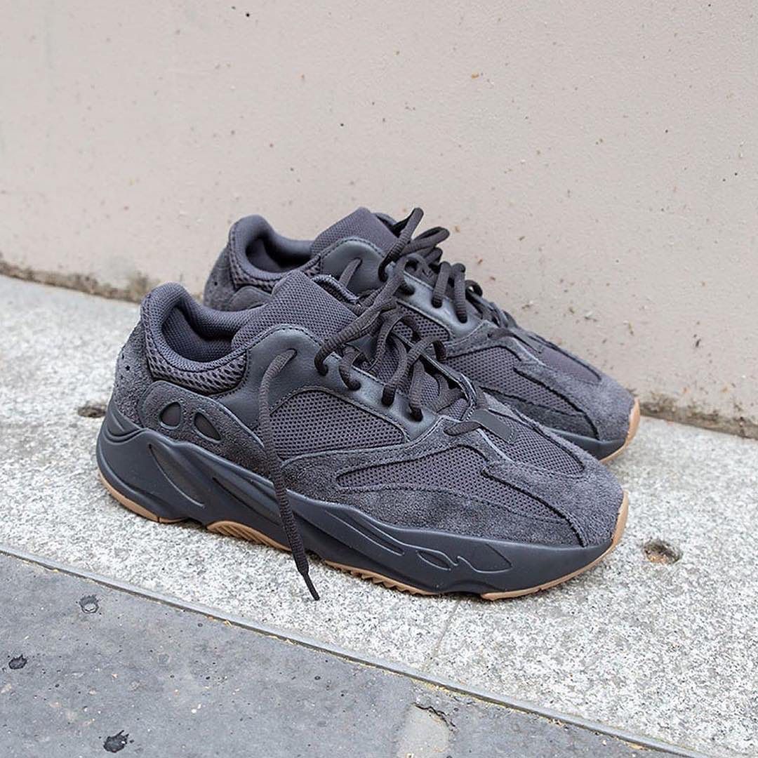 chef ruler Anoi YEEZY MAFIA on Twitter: "7 0 0 V 1⠀ UTILITY BLACK or VANTA? 💣 https://t.co/kJZyPjNkFR" / Twitter chef ruler Anoi YEEZY MAFIA on Twitter: "7 0 0 V 1⠀ UTILITY BLACK or VANTA? 💣 https://t.co/kJZyPjNkFR" / Twitter