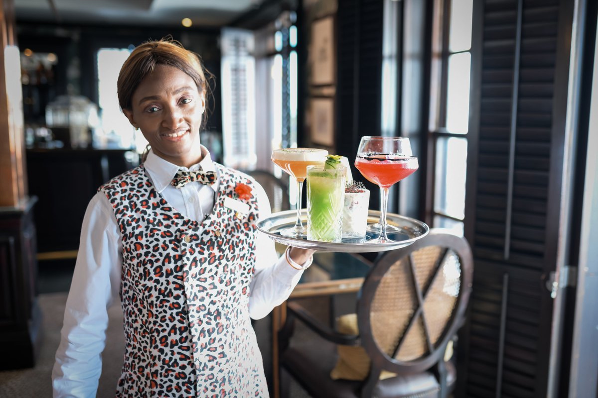 12_Apostles's tweet photo. Sunset's at 19H25 tonight...are you ready, we sure are!
Here's to the weekend!
#sundowners #cocktails #Leopardbar https://t.co/5RyFjIMwrv