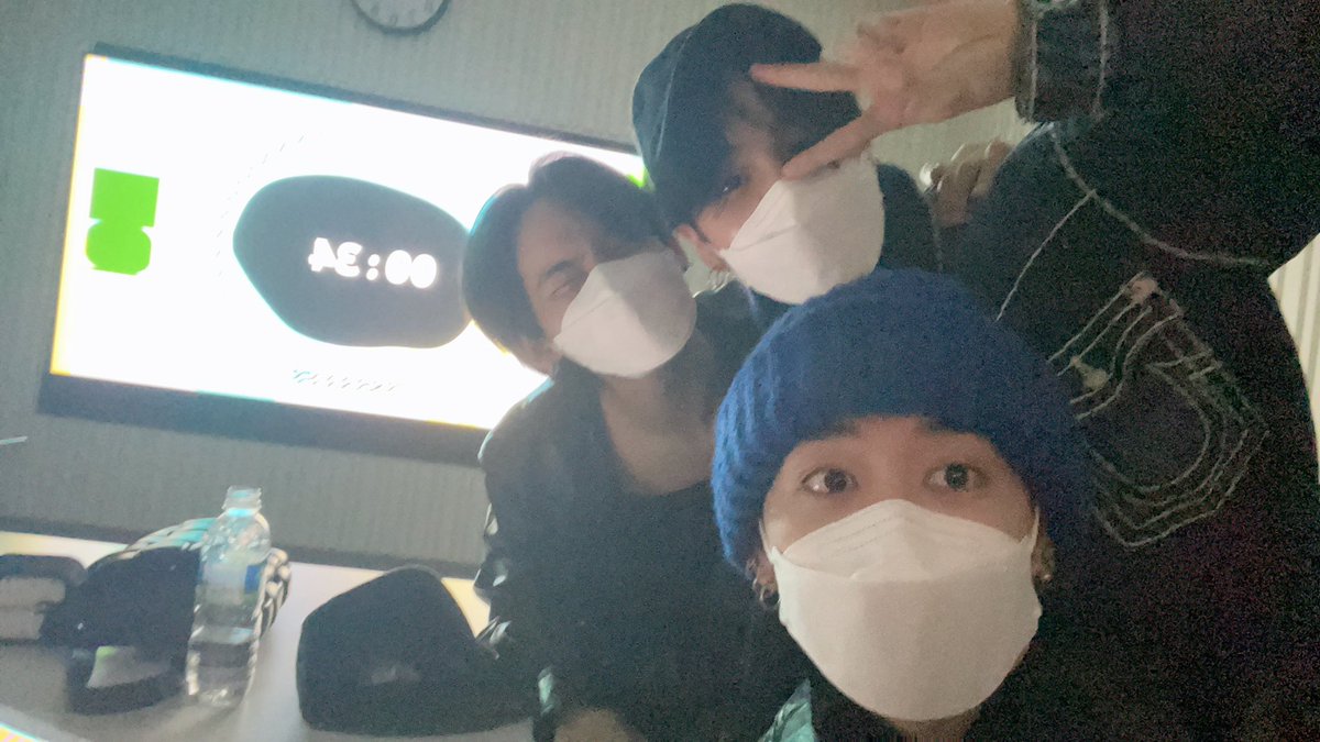 MashihoTakataIr's tweet photo. Hyusuk twitter update:
Namgo ghost stories let's go ~~~💜🔥💜🔥 Let's chat and watch together 🤩
~~
#DIAMOND_GUARDS #TREASURE #MASHIHO #트레저 #마시호 #マシホ @treasuremembers
💎دایـمنـد ــــگـاردز 💎 https://t.co/q2g6UgEIHg