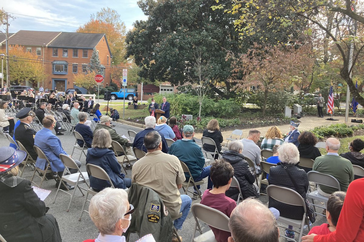 Duncan4FC's tweet photo. The tradition continues: At the 11th hour of 11/11, our Veterans Day Ceremony at The City’s Veterans Memorial. #livelocalfc https://t.co/qwAc9hhFfA