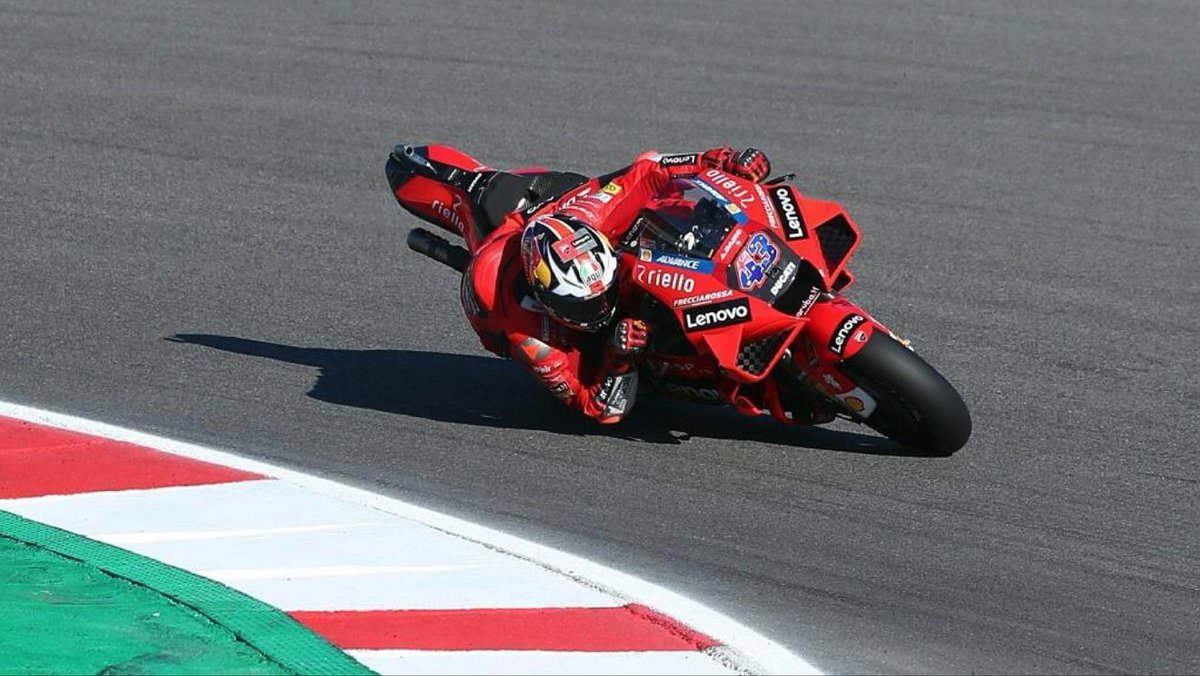 Polepositionweb's tweet photo. #ValenciaGP #MotoGP #FP2
#Entrenamiento2
1 Miller
2 P. Espargaro
3 Bagnaia
4 Rins
5 Martín
6 Nakagami
7 Mir
8 Binder
9 Dovizioso
10 Zarco
11 Quartararo
12 A. Espargaró
13 Morbidelli
14 Á. Márquez
15 Petrucci
#RicardoTormo https://t.co/OBy6x9JU20