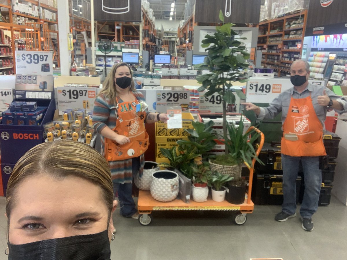 Sue Samuels (@suesamuels701) on Twitter photo Shout out to Jen <a href="/Hd2755/">Bear Creek HD 2755</a> for your amazing contributions to the store- we appreciate all that you do! #champion #teamplayer <a href="/AnzarutMark/">Mark Anzarut</a> <a href="/vasser_j/">Randy J. Vasser</a> <a href="/Dave_Dawber/">Dave Dawber</a> <a href="/LorelWoodard/">Lorel Woodard</a> <a href="/dougiep88/">Doug Price</a> Shout out to Jen <a href="/Hd2755/">Bear Creek HD 2755</a> for your amazing contributions to the store- we appreciate all that you do! #champion #teamplayer <a href="/AnzarutMark/">Mark Anzarut</a> <a href="/vasser_j/">Randy J. Vasser</a> <a href="/Dave_Dawber/">Dave Dawber</a> <a href="/LorelWoodard/">Lorel Woodard</a> <a href="/dougiep88/">Doug Price</a>