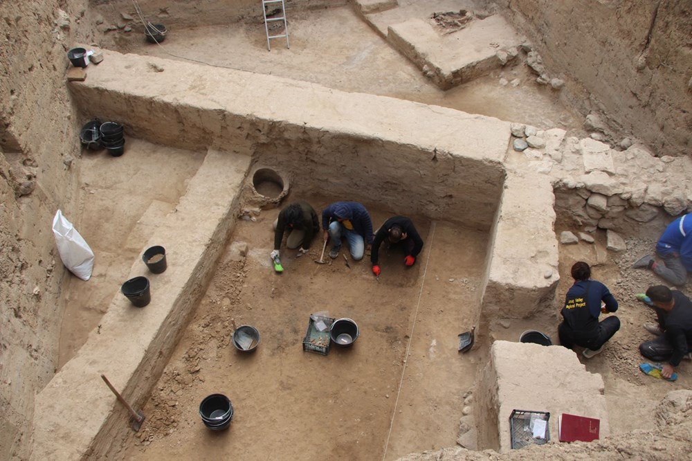 NTVKSanat's tweet photo. Aççana Höyük’te heyecanlandıran buluntular
https://t.co/qW7Fou4Wxi https://t.co/MnxIhs79UN