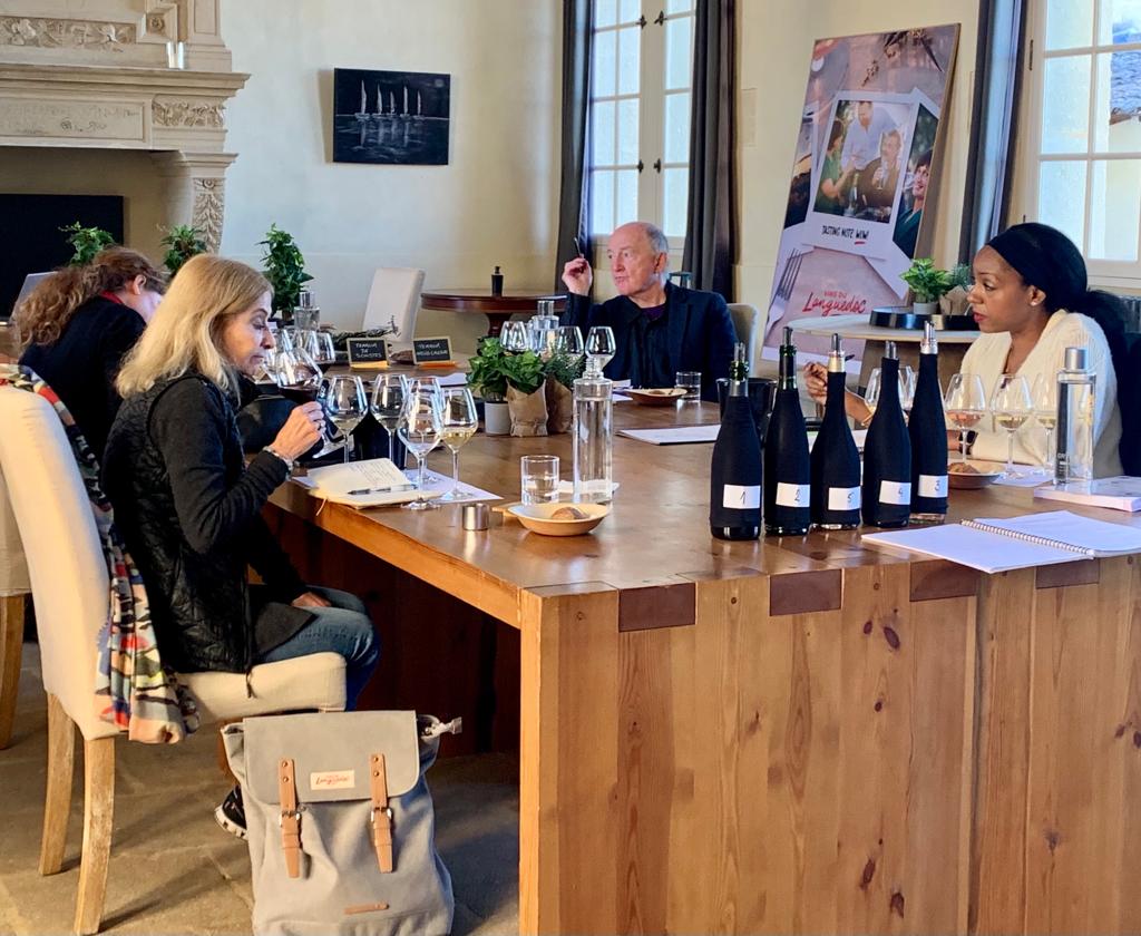 VinsduLanguedoc's tweet photo. Une nouvelle édition du #LanguedocCamp a eu lieu cette semaine 🍇⛰️🍷🇫🇷
Au programme immersion et formation dans les terroirs et AOP Languedoc Sommières, Saint Drezery, Saint Christol, Grés de Montpellier et Montpeyroux pour des journalistes et professionnels du monde du vin. https://t.co/IScjY4D2R1