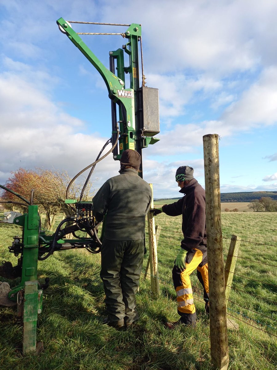 BordersMR's tweet image. A fantastic autumn day for a livestock fencing course last week in Berwickshire
@ScottishRings @LantraScotland #TrainingandDevelopment