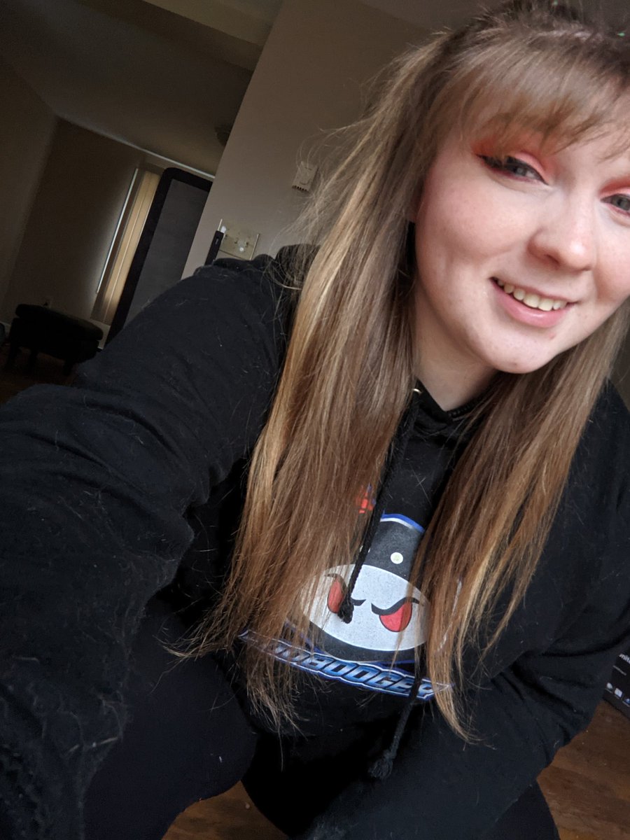AmilkshakeP's tweet photo. Support small streamers!!! Go check out @EODBooger !! Maybe get yourself some merch too!! It's so cozy!!! https://t.co/Z6HXLnODha