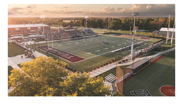 After a great conversation with ⁦<a href="/Coach_Flannery/">Josh Flannery</a>⁩ and ⁦<a href="/CoachPelot/">Griffin Pelot</a>⁩ a few days ago, I have been offered to play football at Taylor University. ⁦<a href="/QBHitList/">QBHitList.com</a>⁩  ⁦<a href="/Bryan_Ault/">Bryan Ault - Midwest Scout</a>⁩