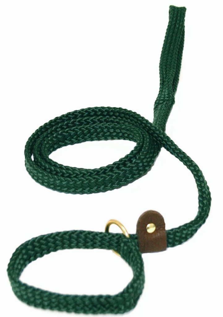 LoneWolfPet's tweet photo. Our 5/8" flat braid slip lead in Hunter Green. #lonewolfpets #wholesale #handmade #madeintexas #madeinamerica #petsupplies #petproducts #dogleashes #leashes #dogshows #dogtraining #petsupplies #petproducts #dogsoftwitter #springtexasbusiness #Springtx #Texas #Houston https://t.co/TIQPaYH0kl