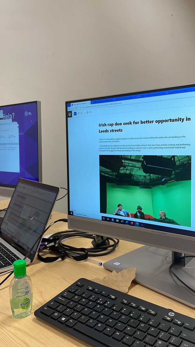 PoppyDoherty3's tweet photo. Final editing before the deadline at 3pm #leedshacks https://t.co/zaMU8lnEtL