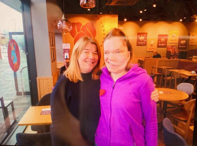 Theresa_Shearer's tweet photo. Productive end to a great week - meeting with leading @ENABLEScotland member Lisa, who chooses support from #ENABLEAll, talking #SocialCare, #LAC, her night at #HeraldDigitalAwards with our #DigitalTransformation team, & her new job at @theyardscotland! #ENABLEWorks #ENABLEFamily https://t.co/8kdgeowRdl