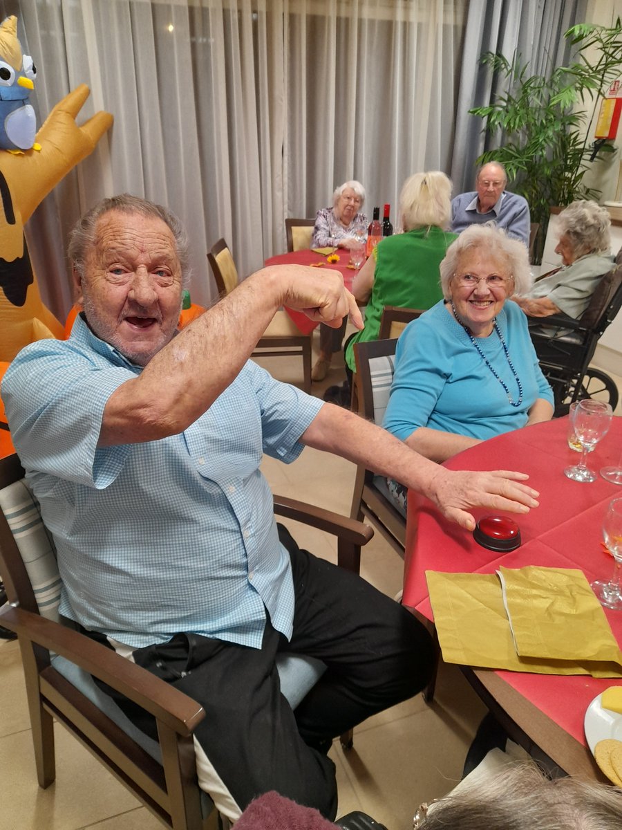 Mayflower_Court's tweet photo. Lovely Cheese &amp; Wine Evening with a Quiz, lots of fun..#funevening #cheeses #quiz #carers #eveningactivity #dementia #carejobs #makingmemories @AnchorLaterLife @carehome_co_uk @Mayflower_Court  @AnchorJobs https://t.co/HMn3bl31OY
