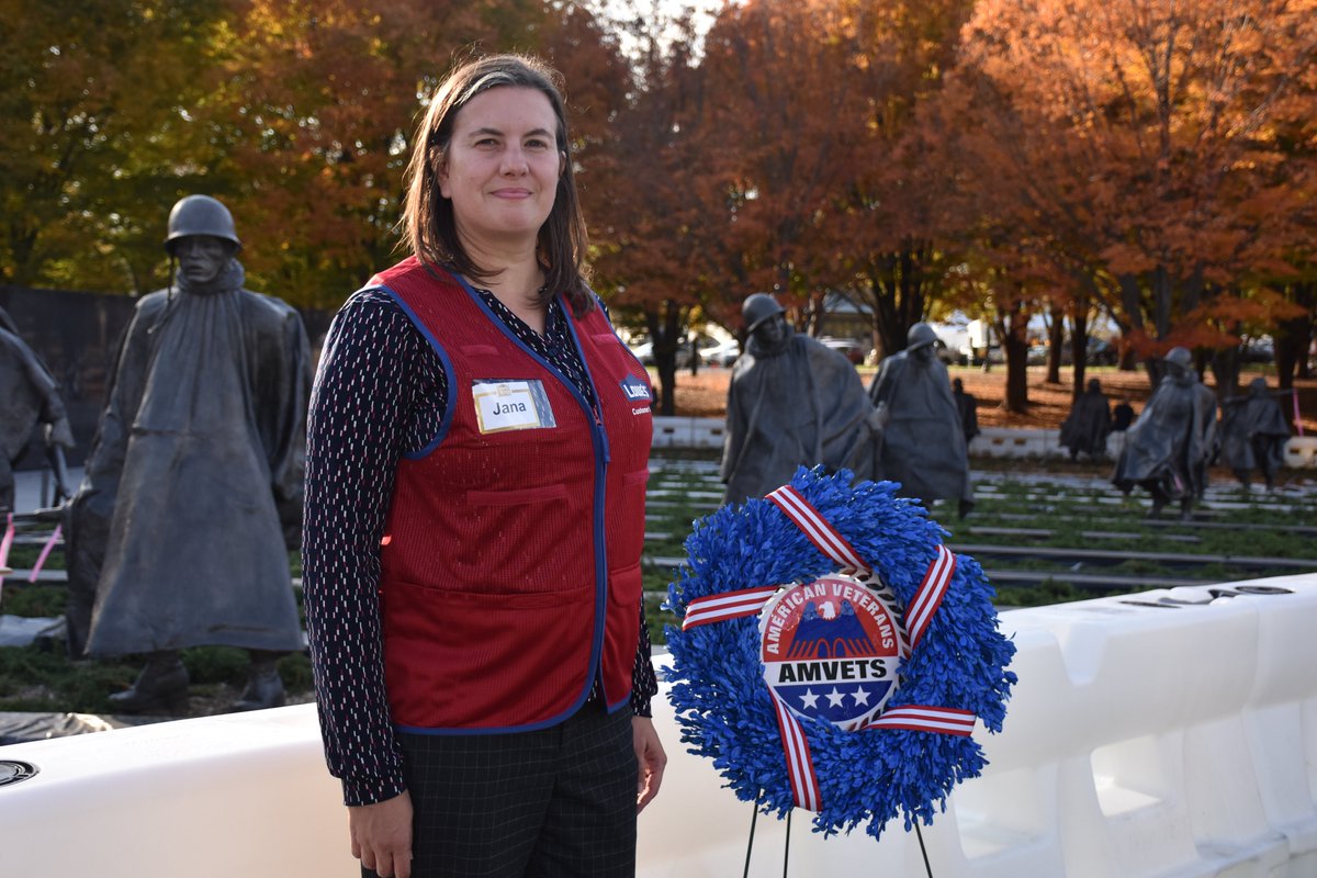 AMVETSHQ's tweet photo. Check out all the moments captured by AMVETS during  @ArlingtonNatl's 2021 #VeteransDay Observance &amp; Tomb of the Unknown Soldier Centennial: https://t.co/bSTQZWZBd7 https://t.co/Sfb9Q3anoV