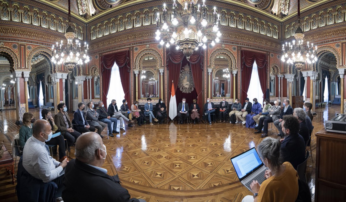 🅱🌏 El Ayuntamiento ha celebrado una nueva reunión de la Mesa de Participación de la Diversidad Religiosa, el foro de diálogo entre representantes del Consistorio y las diferentes confesiones religiosas presentes en #Bilbao.
ℹ bit.ly/3cm5kcR

#BilbaoIntercultural