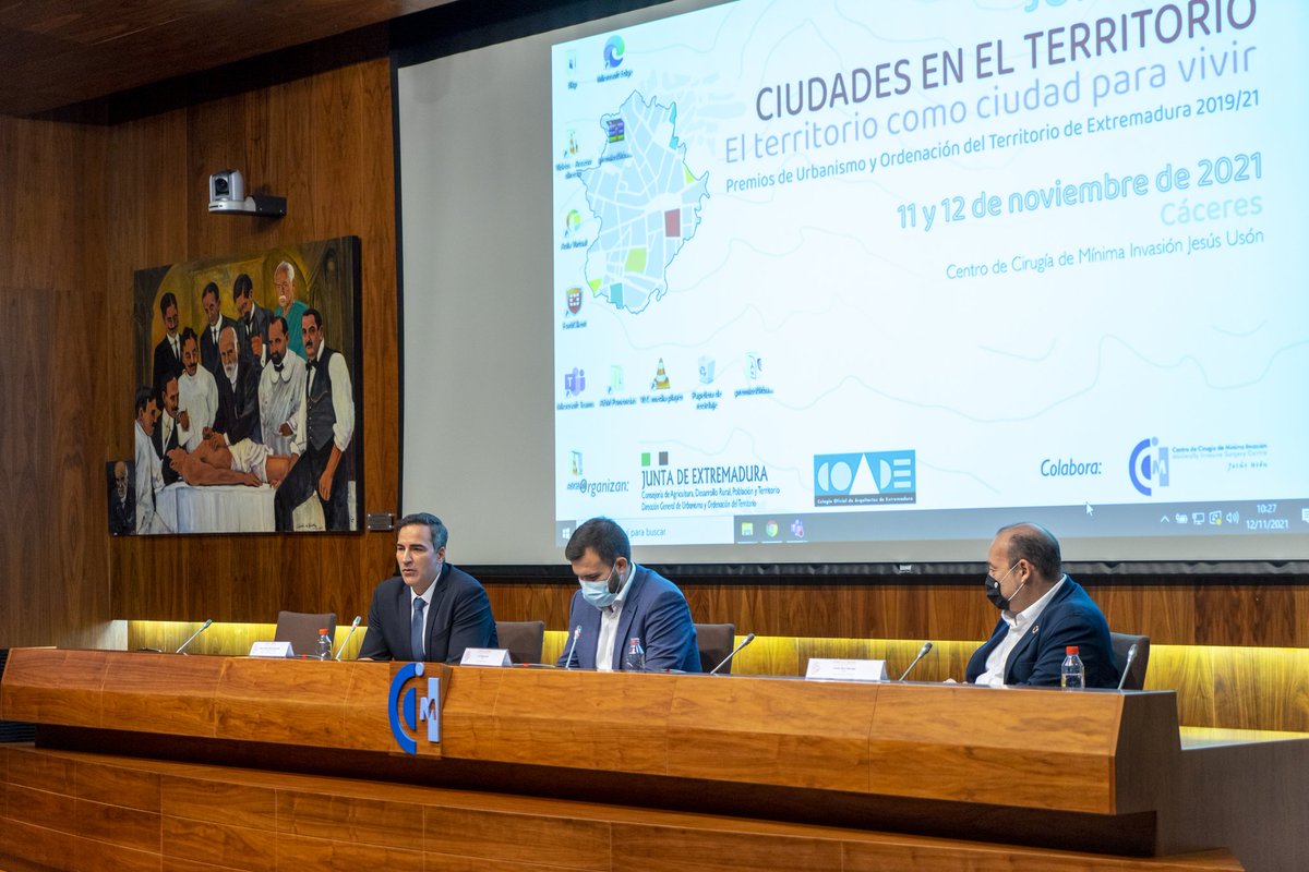 CICTEX_OFICIAL's tweet photo. Comienza el segundo día de las Jornadas "Ciudades en el Territorio. El Territorio como Ciudad para Vivir" Premios de Urbanismo y Ordenación del Territorio
Toda la información sobre el evento ▶▶ https://t.co/YkKq0O8INh
#Urbanismo #OT #Territorio #CICTEX #Extremadura https://t.co/on7xJX67eC