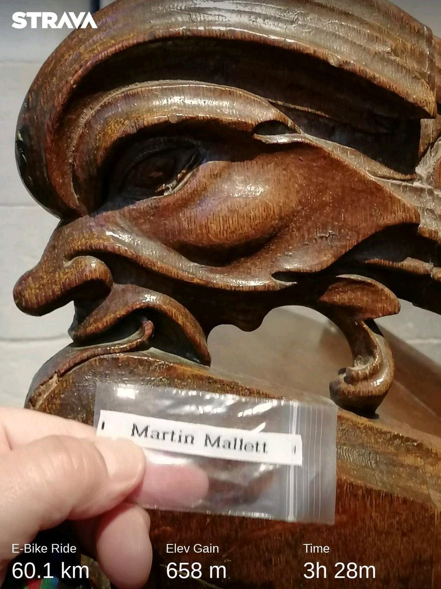 TimmyMallett's tweet image. Follow our cycle route on #Pilgrimsway and work out where a brother Martin Mallett name tag might be. strava.app.link/eg18d32z7kb