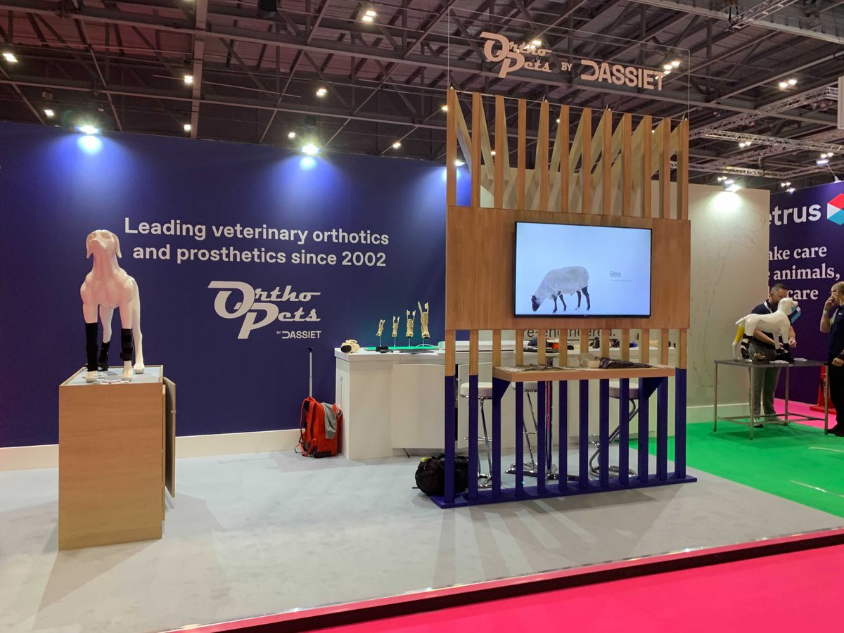 DassietOfficial's tweet photo. Today's the last chance to meet us in the London @VetShow on booth L51! Big thanks to everyone who have visited us so far. We are excited to spread the information about a safer way to do veterinary casting.

#vetshow #londonvetshow #veterinary #orthopedics #petcare #upets #tlc https://t.co/dOYwerwCBu