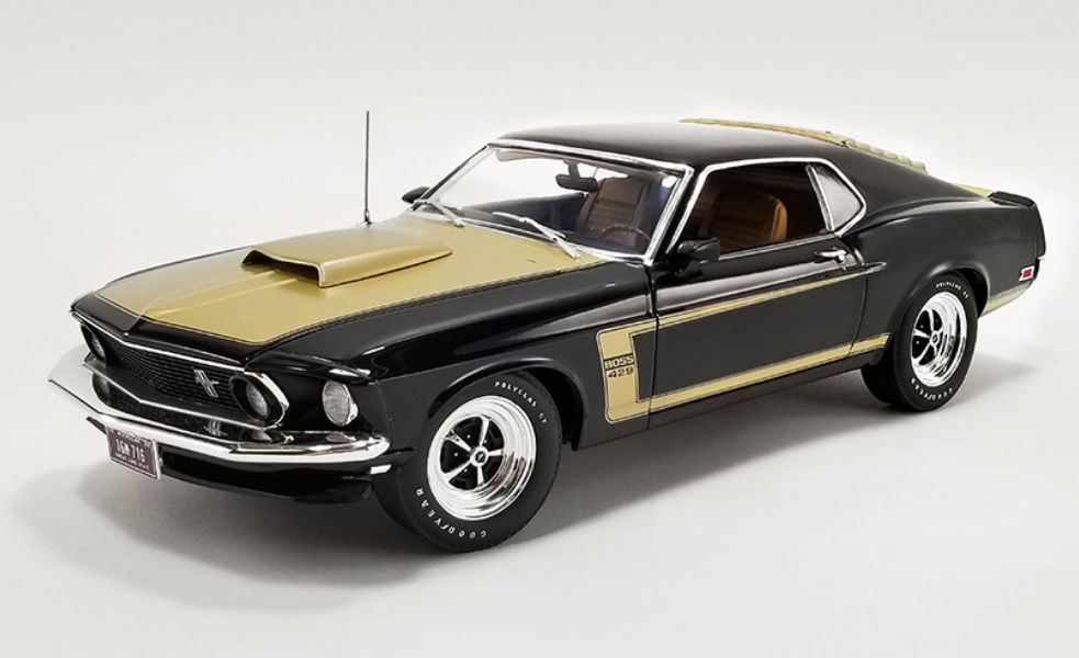 AccurateDiecast's tweet photo. Limited Numbers on new items from ACME in stock next week! - https://t.co/V9ZIKeaK0B https://t.co/bQGhmvhzCx