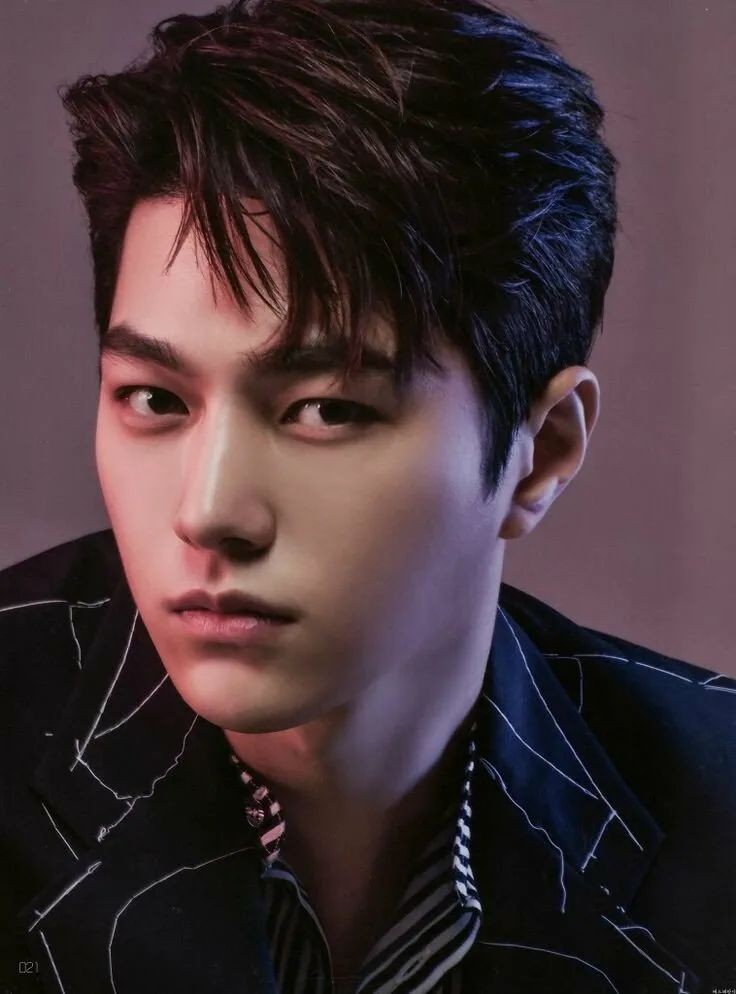 Lira8s's tweet photo. post 4 kpop idols that mean the world to you and tag 6 moots to do the same 
@dinaprima8 @moonsunnation @sabrik0s @angelilililina @ki_de_ri @1moon_insideme https://t.co/kXghMmPBrB