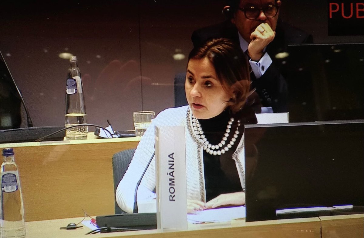 Odobes1Luminita's tweet photo. Today, I am attending the #ECOFIN meeting where the main point on the agenda is the EU budget for 2022.
🗓 Find out more 👉 https://t.co/zTFO2naXyl https://t.co/pP5RSc67XZ