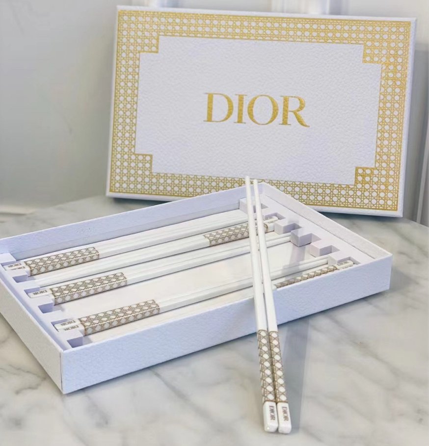 티아나에서 진행하는 이번겨울 이벤트활동은 비회원님들도 동일하게
참여가능한겁니다~세일또한 엄청나니 많은관심과 참여부탁드려요!
mbb567.com

#레플리카의류 #구찌백 #루이비통숄더백
#명품신발추천 #프라다숄더백 #이미테이션가방