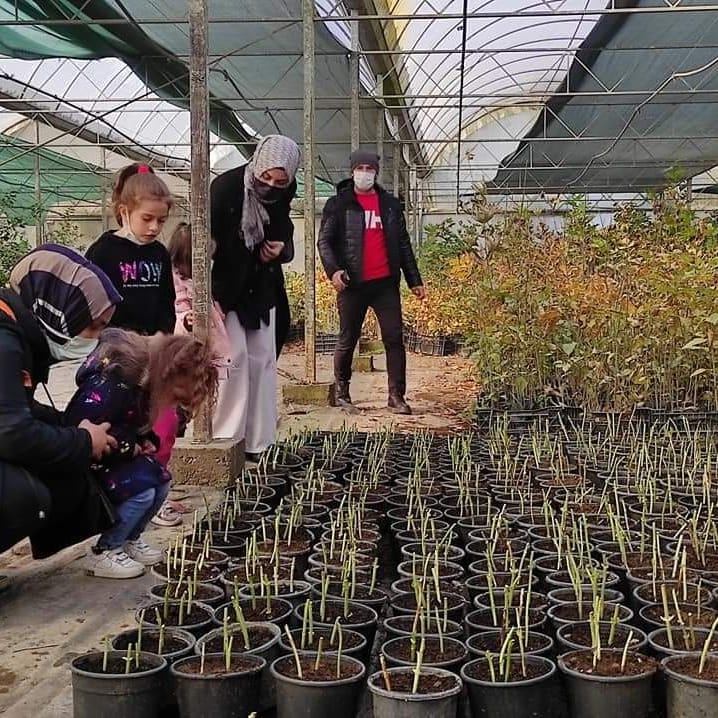 Çocuklarımıza doğa sevgisiyle çevre bilinci oluşturmak amacıyla, annelerimizle birlikte kompost yaptık.

<a href="/kocaelibld/">Kocaeli Büyükşehir</a>
#sağlıkvesosyalhizmetler
#mutluşehirkocaeli 
#sevdamızkocaeli♥️