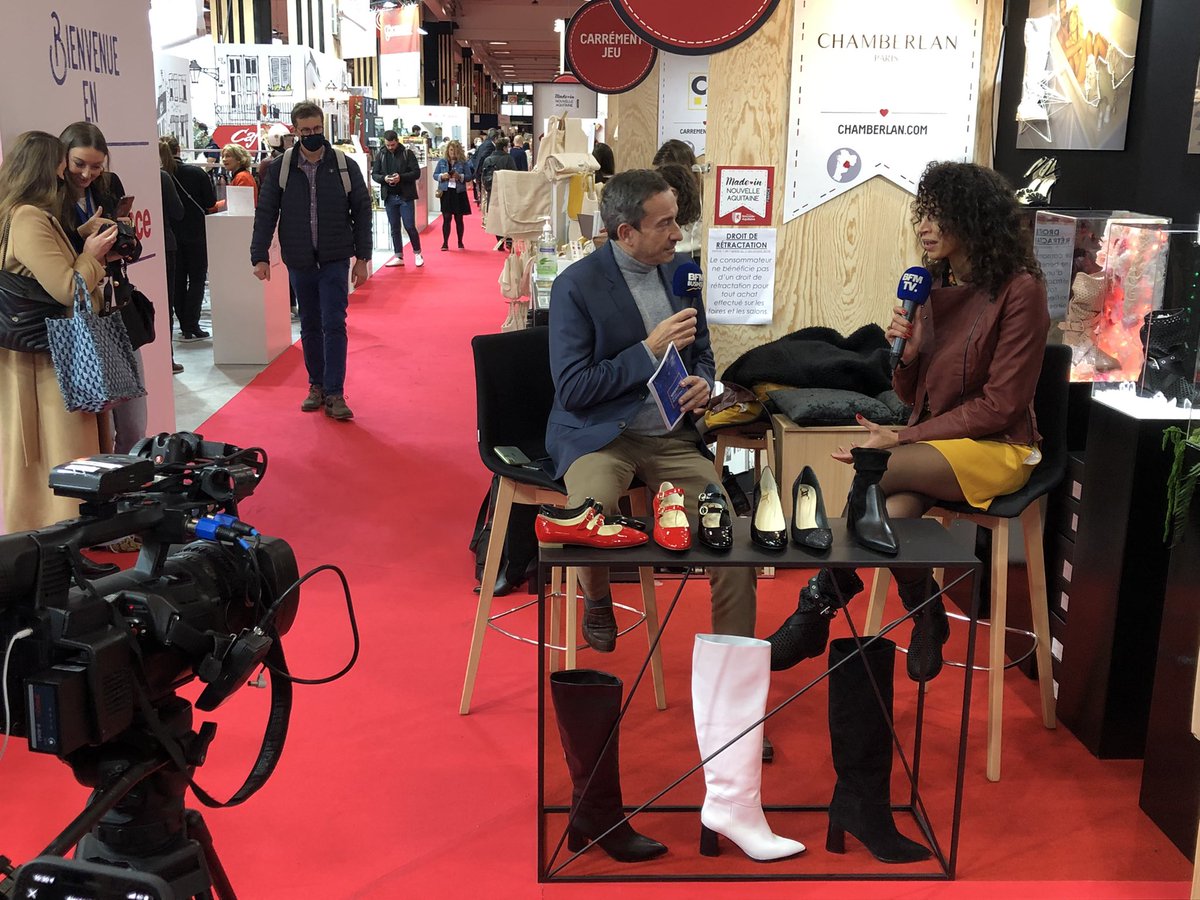 RB_Associes's tweet photo. En direct du @MIF_Expo pour une journée marathon d'interviews pour notre cliente @ChamberlanParis @EngsterSophie #MadeinFrance #chaussures #noemielenoir https://t.co/W2dp5glZHr