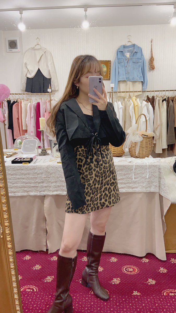 本日もご来店
ありがとうございました♡

伊勢丹pop upで、先行発売していた
人気アイテムを中心に、awアイテム入荷しております🍒

着心地も良く、暖かいお洋服を
取り揃えておりますので、ぜひ♡

明日も12:00~19:00で
ご来店おまちしております❤︎

<a href="/spia_tokyo/">SPIA TOKYO</a>