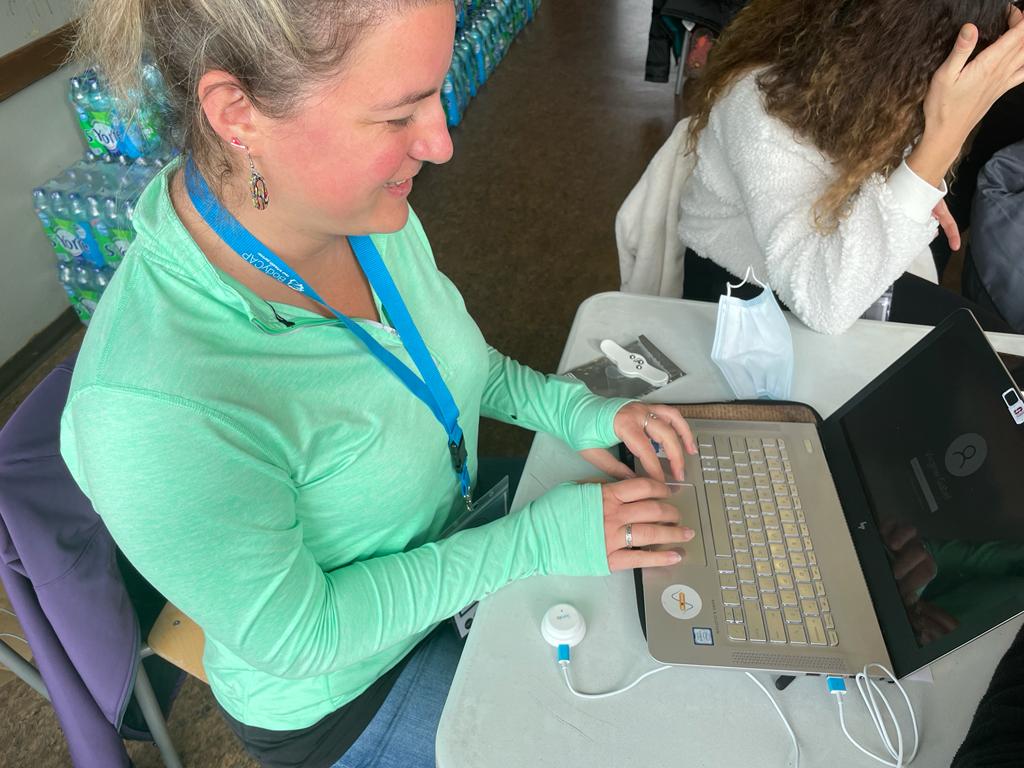 ClecyTrail's tweet photo. Virginie Gabel et son équipe étudient le sommeil des athlètes ! 💤
Un protocole en trois phases : avant-pendant-après.
Chaque période de sommeil est analysée afin de voir comment celui-ci évolue avec l'effort !
L'application Somfit 
 👉 https://t.co/HscBIQ7pEN https://t.co/hN02XN3d48
