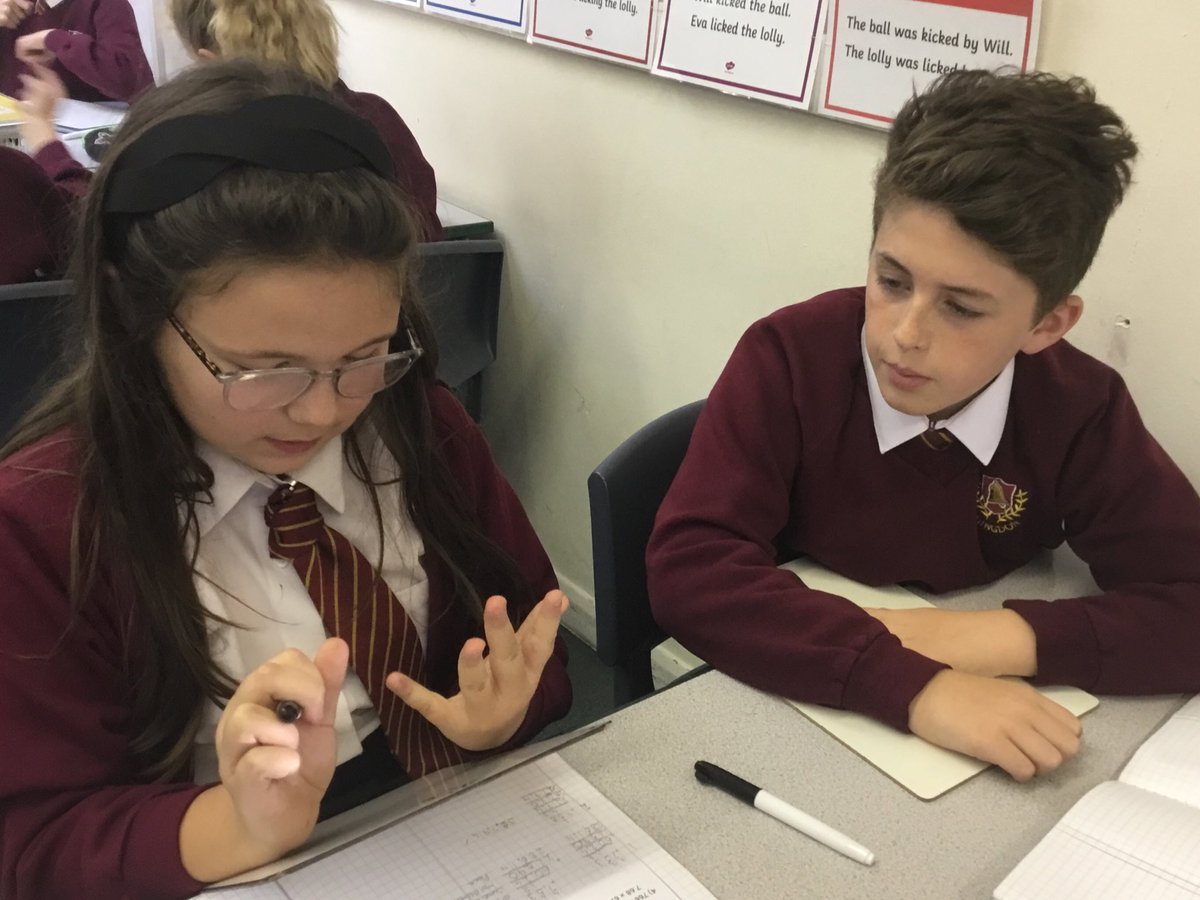 APA_Horowitz's tweet photo. Year 6 have been using 'rally coach' to demonstrate their knowledge of how to multiply whole numbers by decimals. #OneAET #AETAcademies #RemarkableLives https://t.co/3byiq9dPFB
