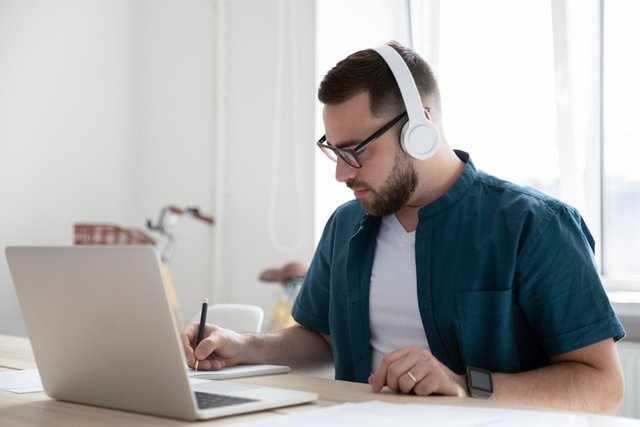 GiuseppeFOracle's tweet photo. Su @datamanager_it i nuovi servizi basati su #AI per #Oracle #Cloud Infrastructure: più facile applicare l'AI a contesti di tipo enterprise https://t.co/ChRUy2CYwf https://t.co/kDRy2m2Yx0