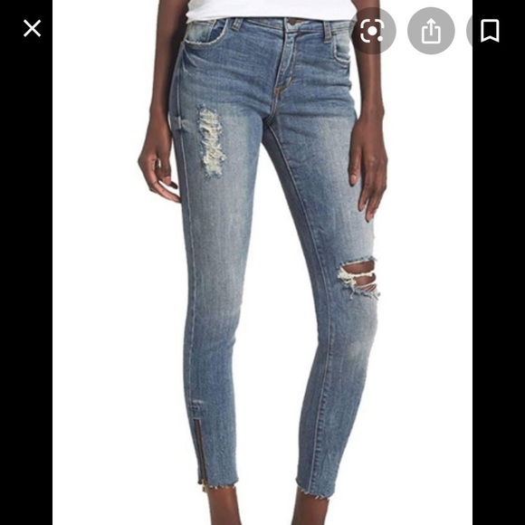 sellordiet's tweet photo. So good I had to share! Check out all the items I'm loving on @Poshmarkapp #poshmark #fashion #style #shopmycloset #anthropologie #hugoboss #stsblue: https://t.co/Hq7Wazrmnh https://t.co/tfppNDivdw