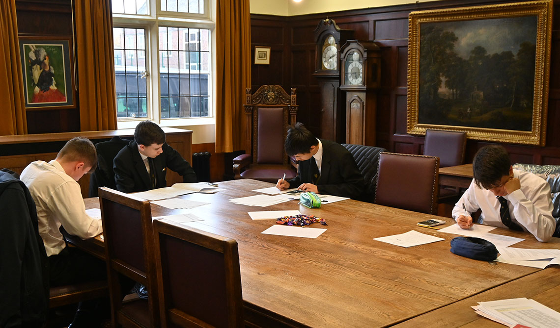 stockportgs's tweet photo. Good luck to the Upper Sixth students who are taking part in a #Physics Olympiad this morning in the Governors’ Room.

#SGSPhysics #SGSScience #SGSSixthForm #SGSAcademicAmbition #PhysicsOlympiad https://t.co/pAEKQ2lxVD