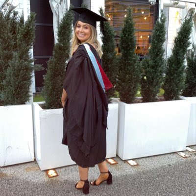 ChloeOT_'s tweet photo. Graduation day 🎓 https://t.co/xpslnH1N8L