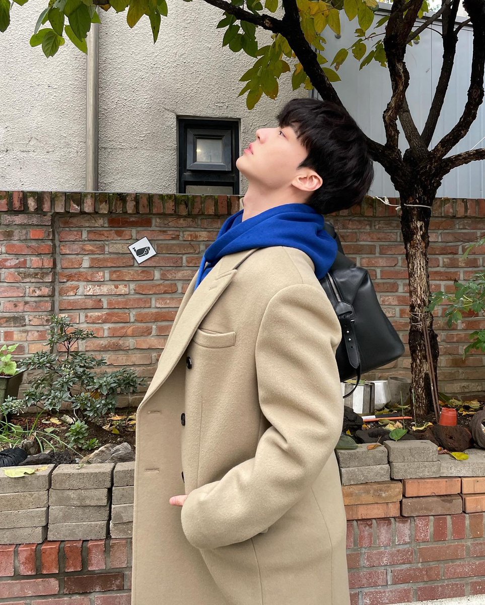 violetvoyager's tweet photo. Tell me how close you and your bff are...
Yep... same vibe...
#AhnJaeHyun #ChoKyuHyun #2Hyuns #njttw https://t.co/psERKpecMF